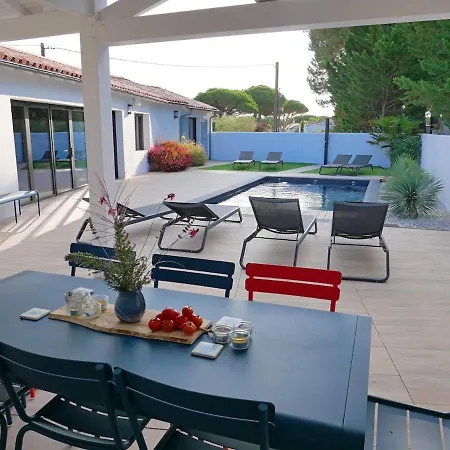 890 Les Barjottes - Modern And Heated Pool *